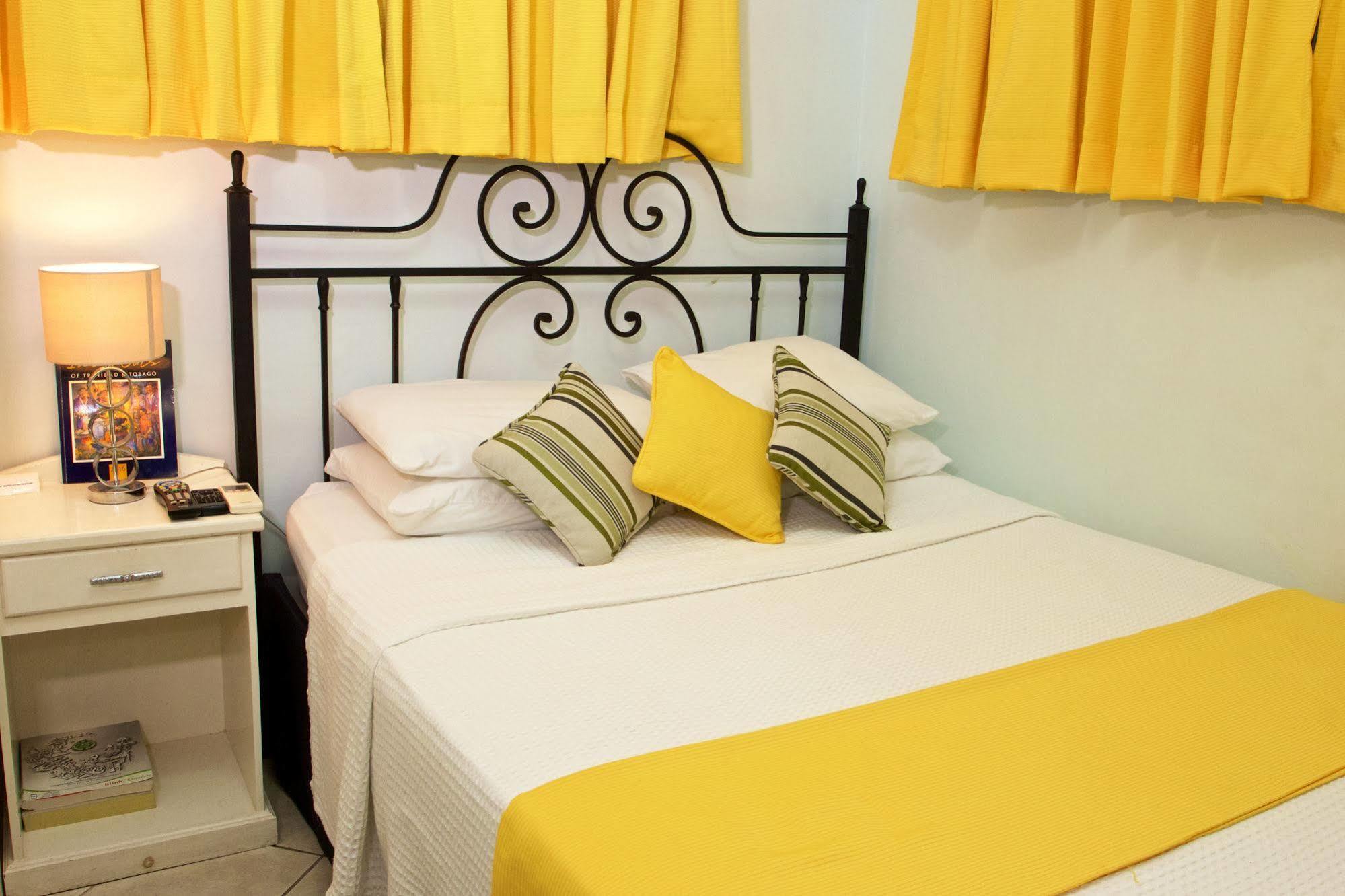 Forty Winks Inn Port of Spain Eksteriør bilde